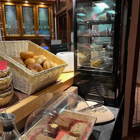 Ξενοδοχείο Brauhaus 3*